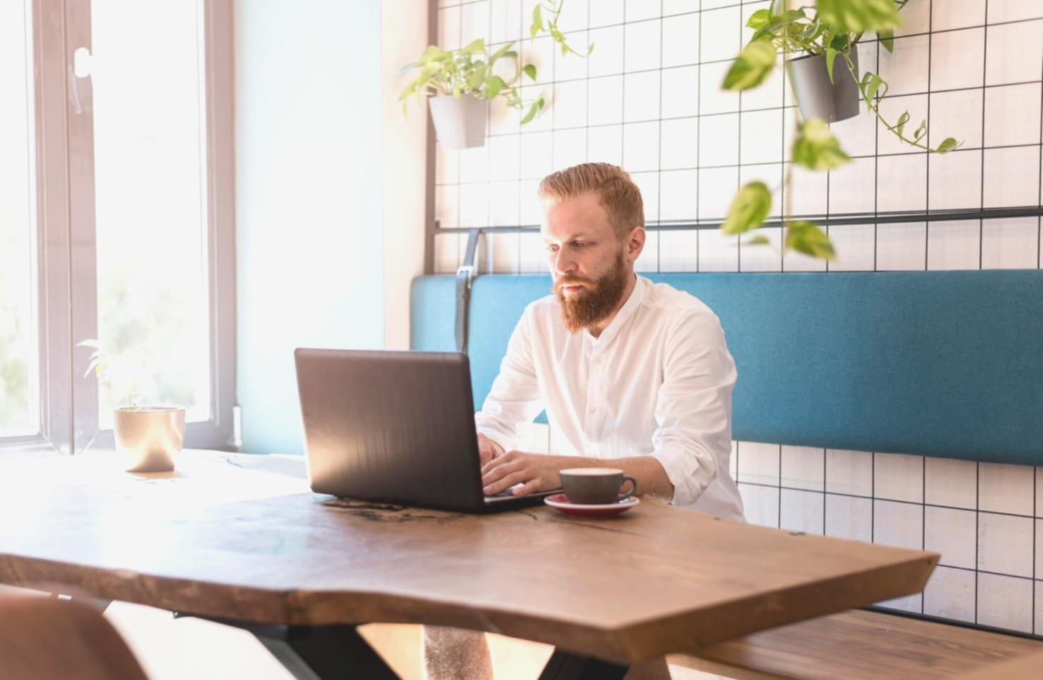 Biroul nostru din Coresi Shopping Center Brașov